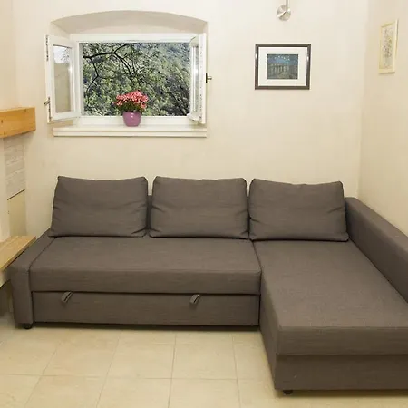 Studio Mali Skalini