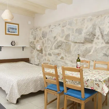 Studio Mali Skalini Апартаменты